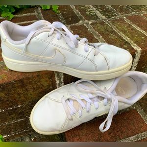 Nike Women’s Court Legacy Low, Women’s sz. 10